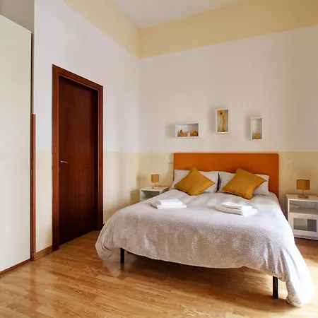 House Apartament *